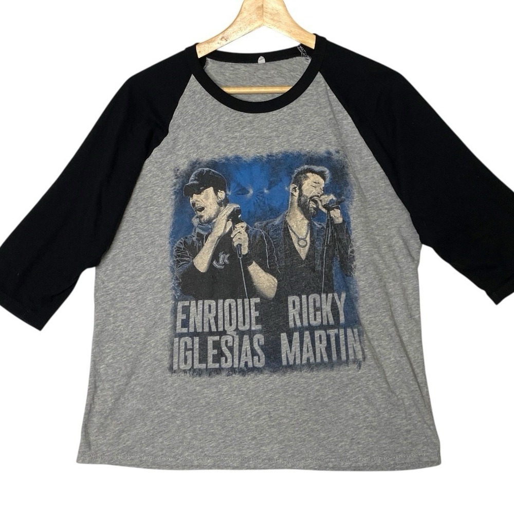 Enrique Iglesias Ricky Martin Concert 2021 Tee Adult M Pop Music Band Merch Y2K‎